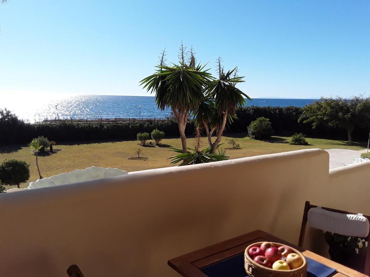 Beachfront Neptuno I, Complex,Views,Pool,Garden, Elviria มาร์เบยา ภายนอก รูปภาพ