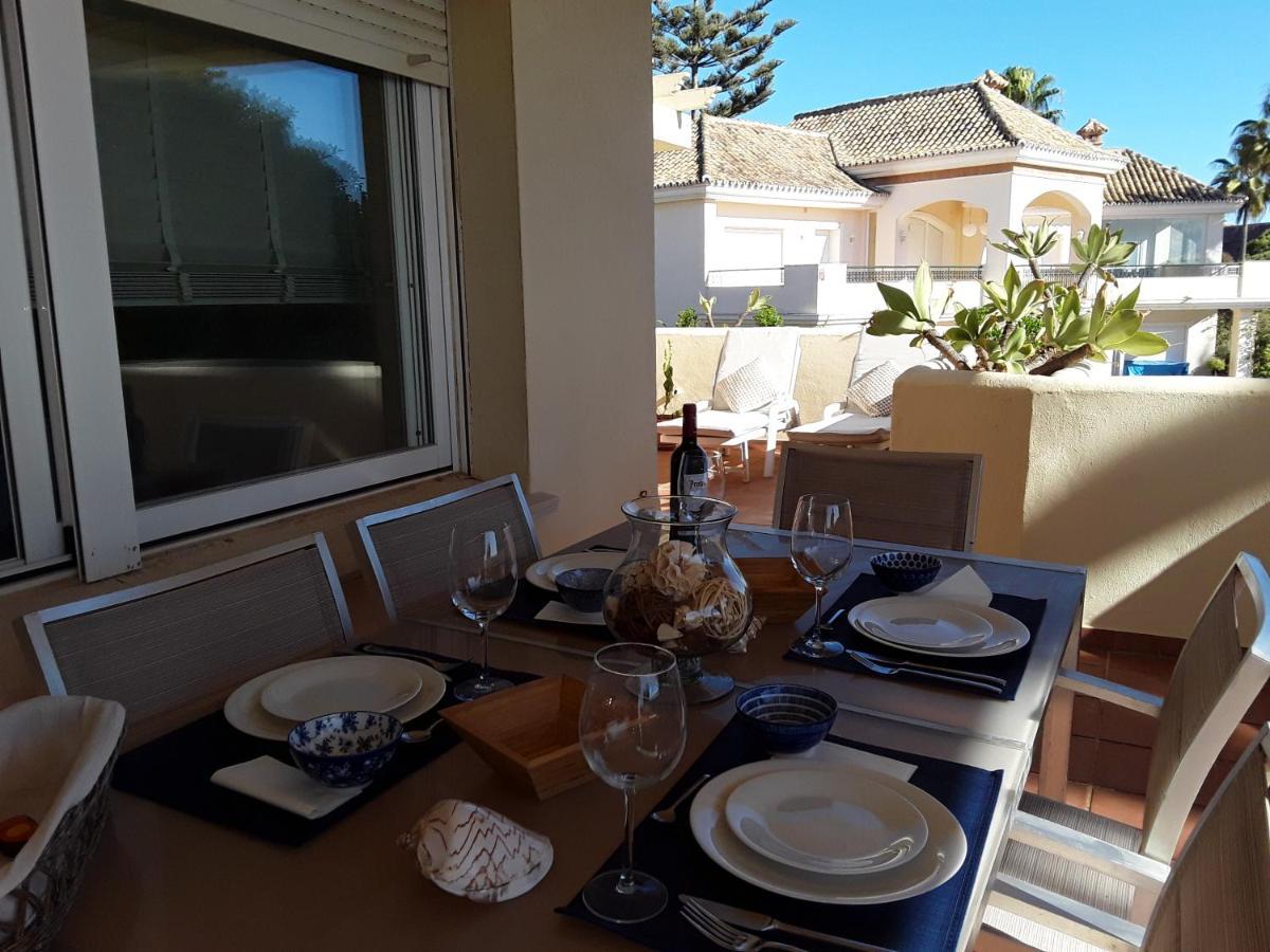 Beachfront Neptuno I, Complex,Views,Pool,Garden, Elviria มาร์เบยา ภายนอก รูปภาพ