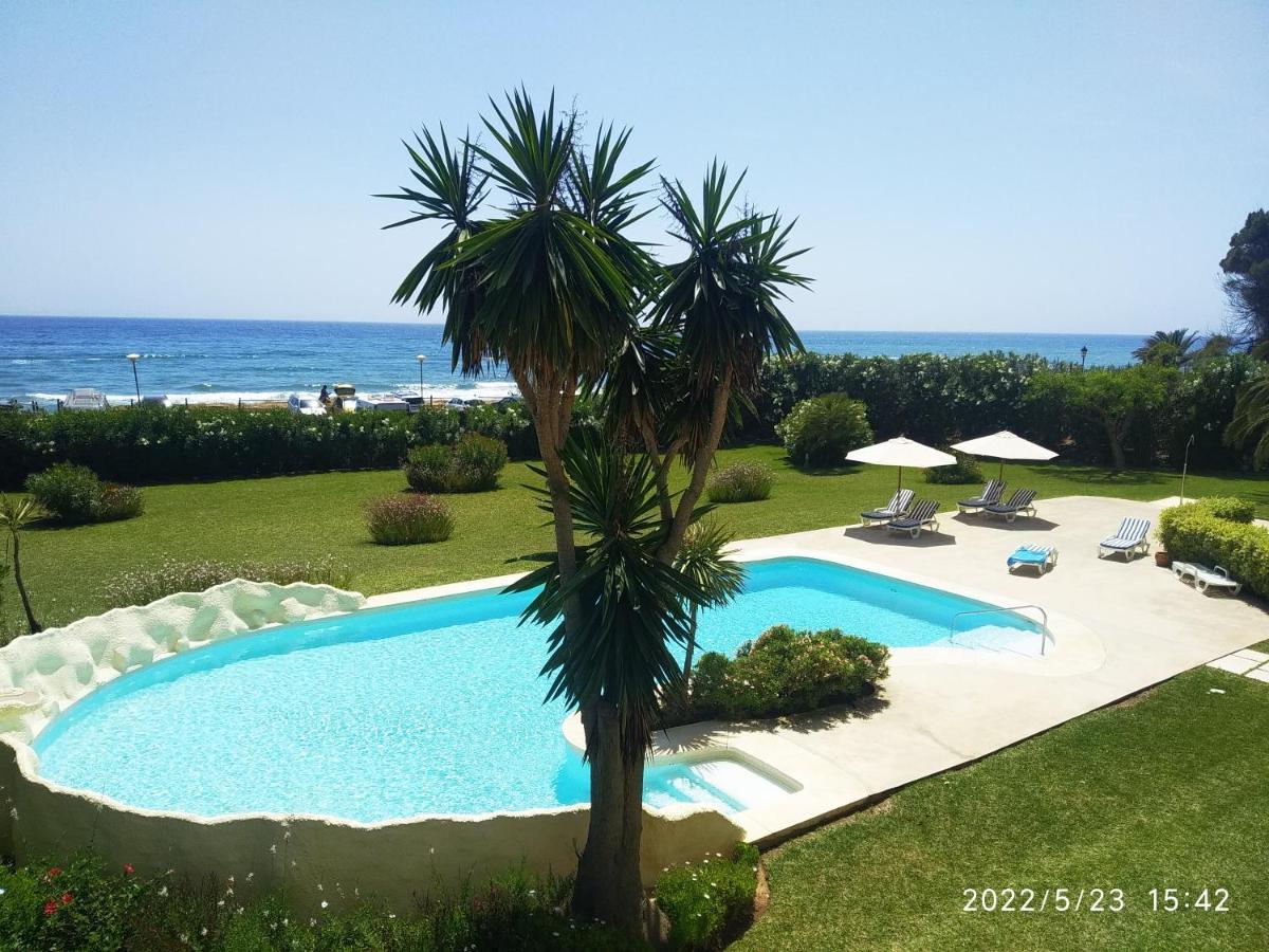 Beachfront Neptuno I, Complex,Views,Pool,Garden, Elviria มาร์เบยา ภายนอก รูปภาพ