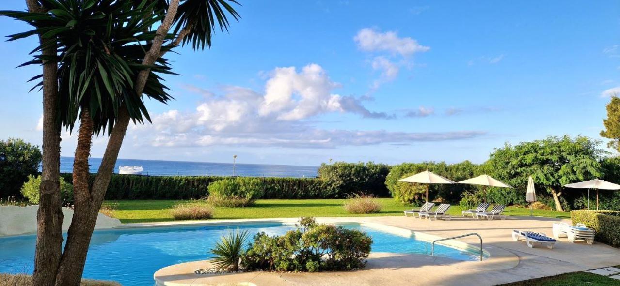 Beachfront Neptuno I, Complex,Views,Pool,Garden, Elviria มาร์เบยา ภายนอก รูปภาพ