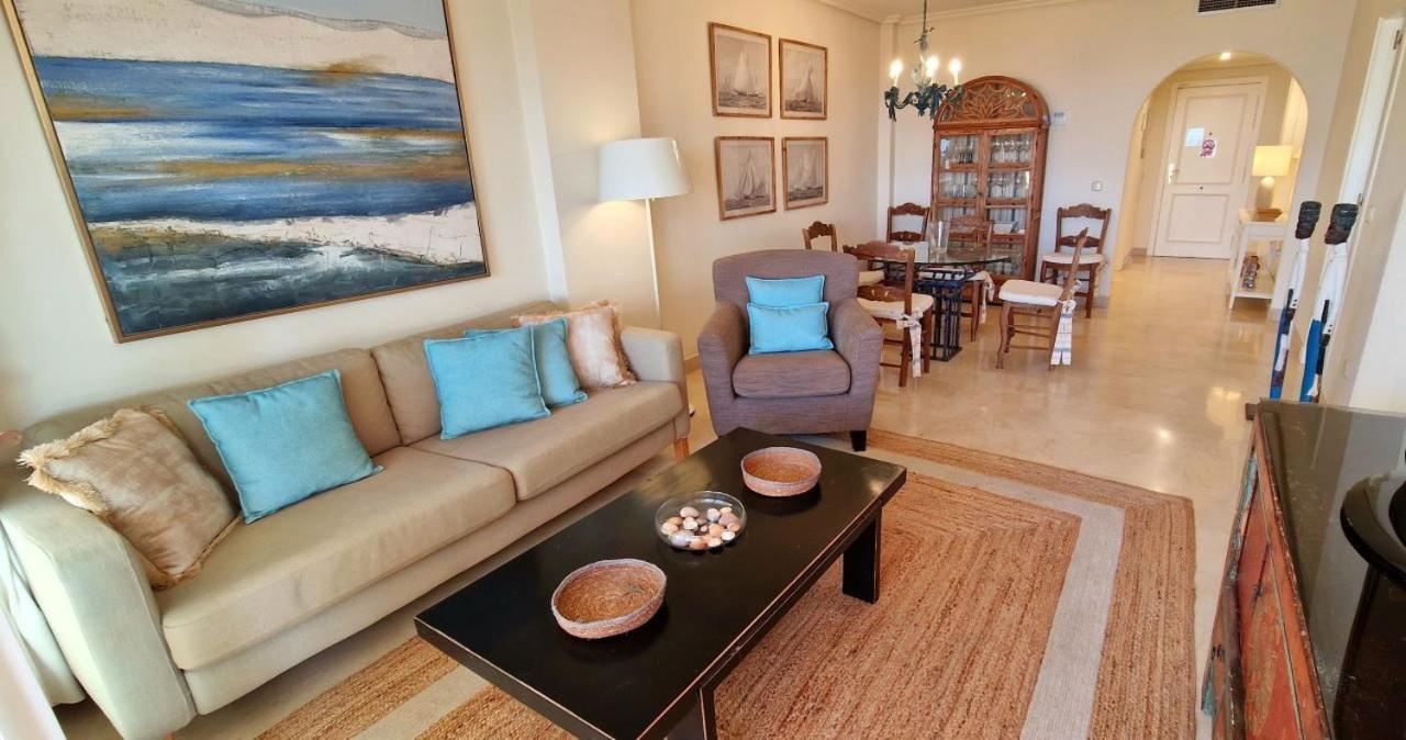 Beachfront Neptuno I, Complex,Views,Pool,Garden, Elviria มาร์เบยา ภายนอก รูปภาพ